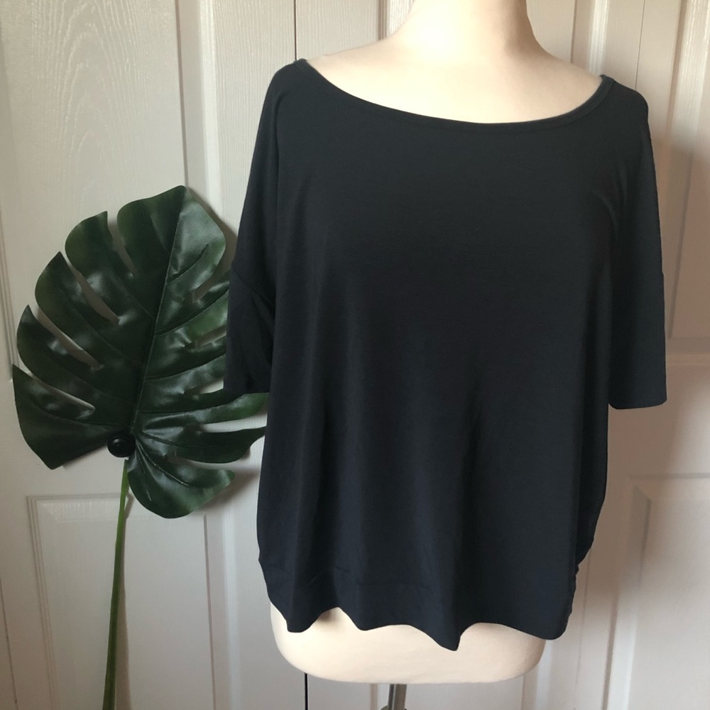 GapFit Open Back Athletic Tee